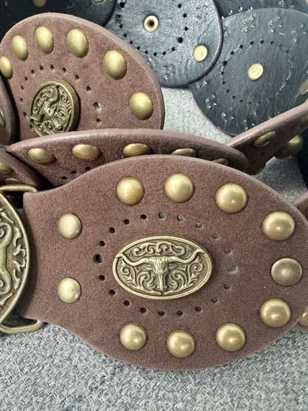 Western Boho Faux Suede Belt 42” Cowgirl Vintage Studded Disc Concho - Picture 10 of 10